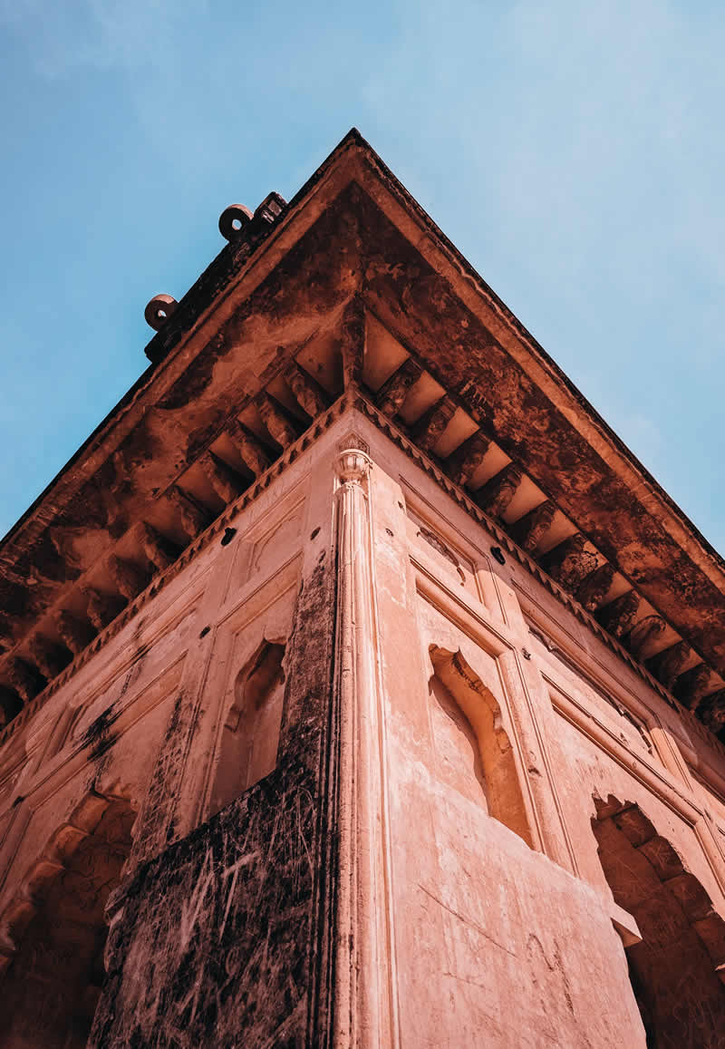 Nisafari - Red Fort, India